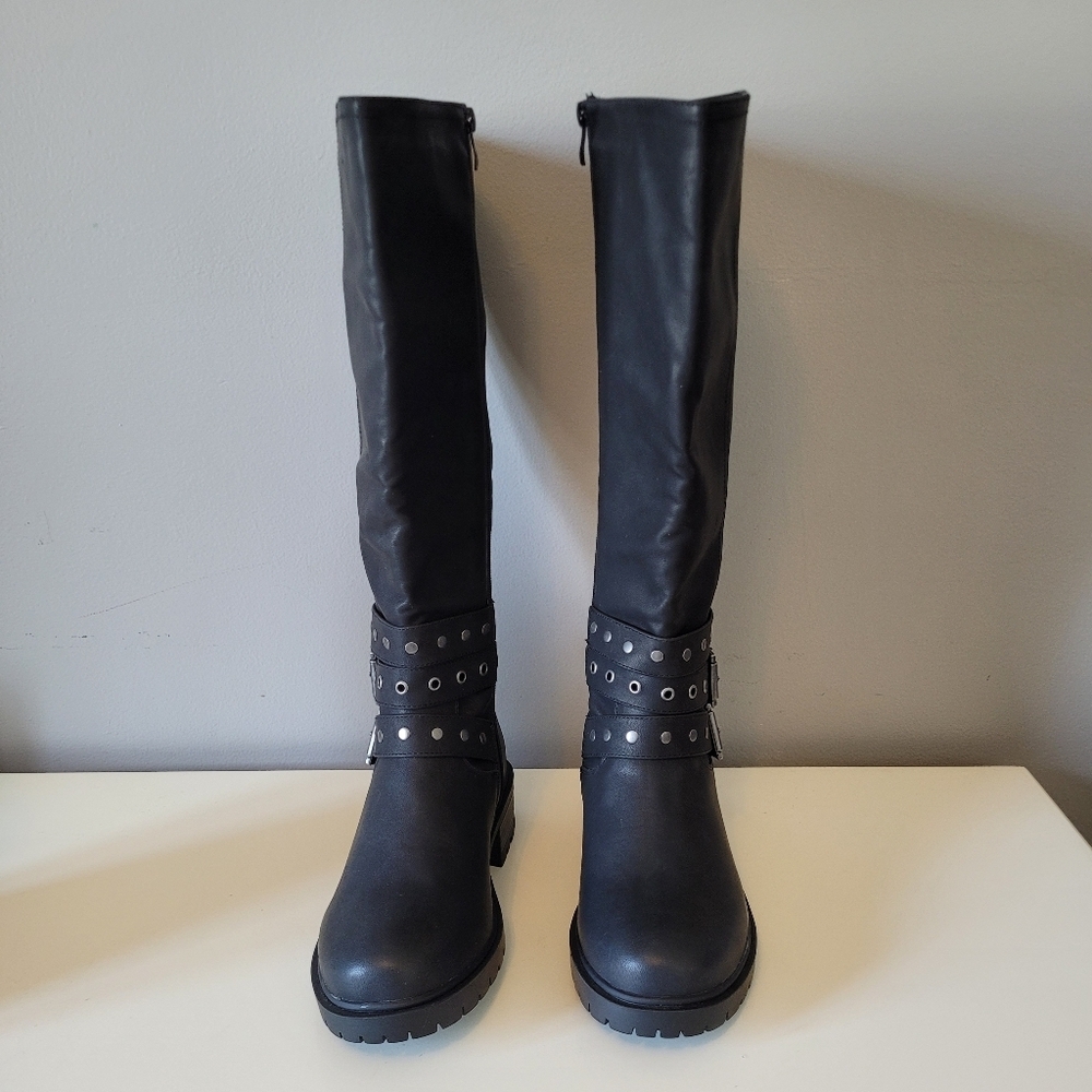 Torrid Studded Wrap Buckle Knee Boot, BNWT, Size 6 - Picture 2 of 10